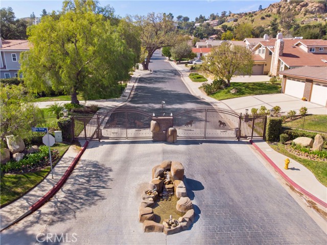 23943 Eagle Mountain Street, West Hills CA: https://media.crmls.org/medias/6952fe2f-3e9c-4cd2-974e-6482687455dd.jpg