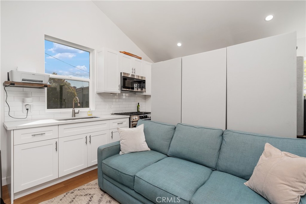 3309 Wedgewood Lane Burbank img 17