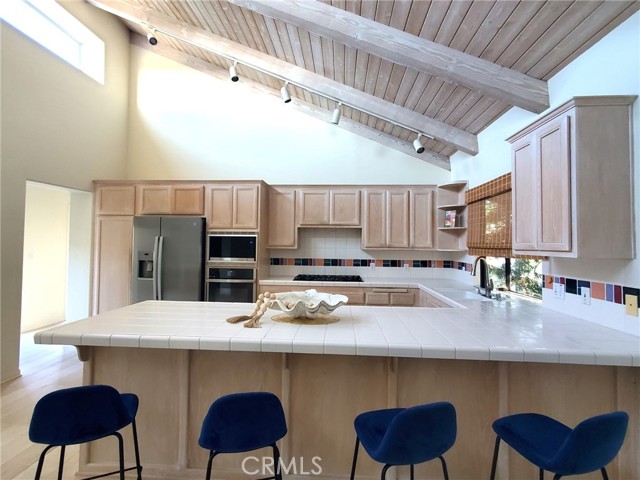 Detail Gallery Image 26 of 41 For 117 S Prospect Ave #a, Redondo Beach,  CA 90277 - 4 Beds | 2/1 Baths