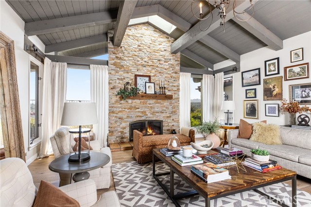 4 Golden Meadow Lane, Fallbrook CA: https://media.crmls.org/medias/6954812a-e8f7-42a3-a307-39aafd4896be.jpg