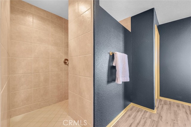 Detail Gallery Image 18 of 34 For 10180 Buffalo Rd, Oak Hills,  CA 92344 - 5 Beds | 4 Baths