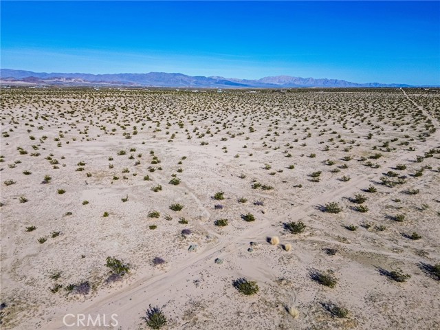 Detail Gallery Image 34 of 37 For 76100 2 Mile Rd, Twentynine Palms,  CA 92277 - – Beds | – Baths