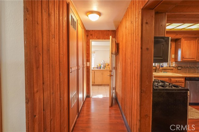 14415 Erie, Apple Valley CA: https://media.crmls.org/medias/69563161-a9d3-41c8-a0ba-f108e4897bfc.jpg