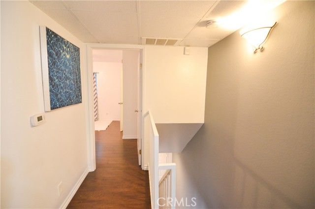 Detail Gallery Image 10 of 15 For 6939 Alabama Ave #112,  Canoga Park,  CA 91303 - 2 Beds | 2 Baths