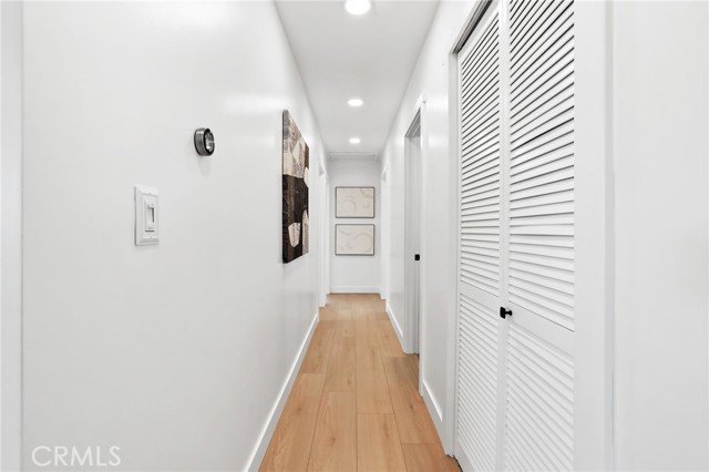 Detail Gallery Image 16 of 33 For 15801 Carrie Ln, Huntington Beach,  CA 92647 - 3 Beds | 2 Baths