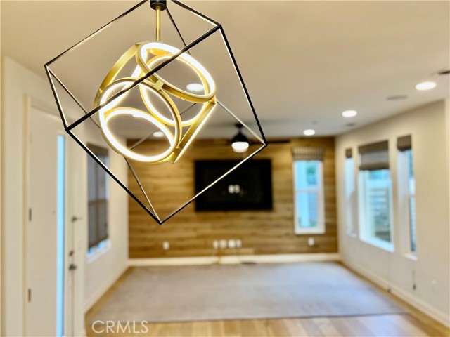 Detail Gallery Image 13 of 46 For 101 Fixie, Irvine,  CA 92618 - 3 Beds | 3/1 Baths