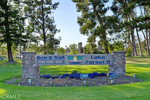 Fall in love w/ the Sun & Sail club w/ 4 pools, basketball court, volleyball court, playground, tennis courts, inside workout room with view of the lake, banquet room, locker room and more!