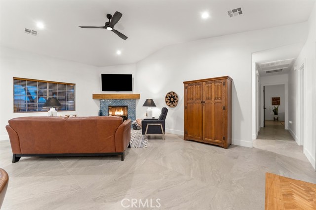 Detail Gallery Image 5 of 56 For 56458 El Dorado Dr, Yucca Valley,  CA 92284 - 3 Beds | 2 Baths