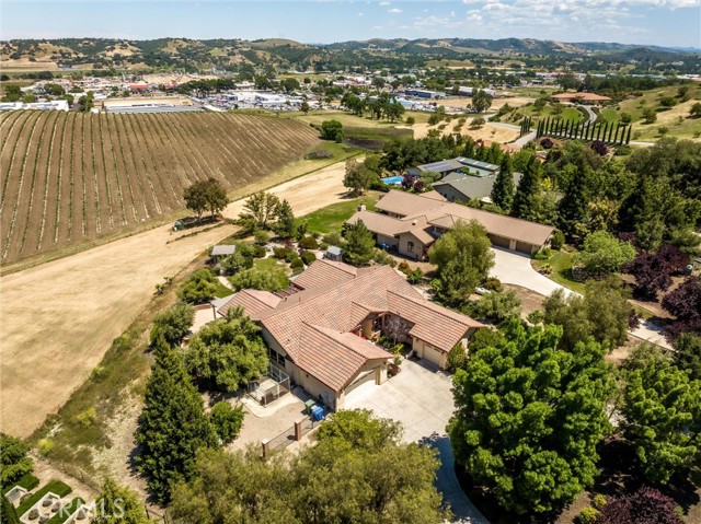 Detail Gallery Image 25 of 29 For 2270 Del Sol Pl, Paso Robles,  CA 93446 - 4 Beds | 3/1 Baths