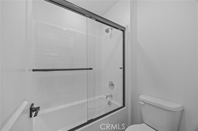 Detail Gallery Image 25 of 36 For 6137 Valentina Way #201,  Corona,  CA 92880 - 3 Beds | 2 Baths