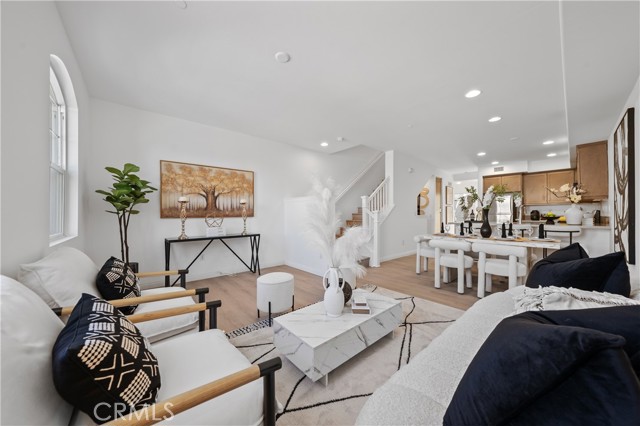 Detail Gallery Image 8 of 29 For 312 N Fenimore Ave, Azusa,  CA 91702 - 3 Beds | 3 Baths