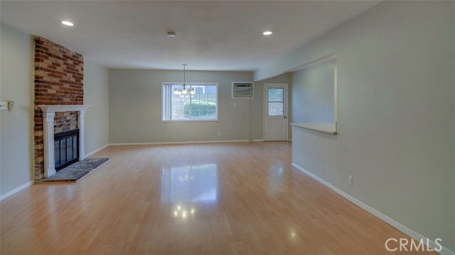 Detail Gallery Image 4 of 23 For 12911 Browning Ave, North Tustin,  CA 92705 - 5 Beds | 4 Baths