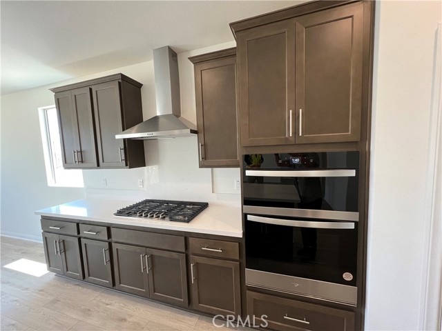 Detail Gallery Image 7 of 29 For 4130 Pioneer Ln, Lake Elsinore,  CA 92530 - 4 Beds | 3 Baths