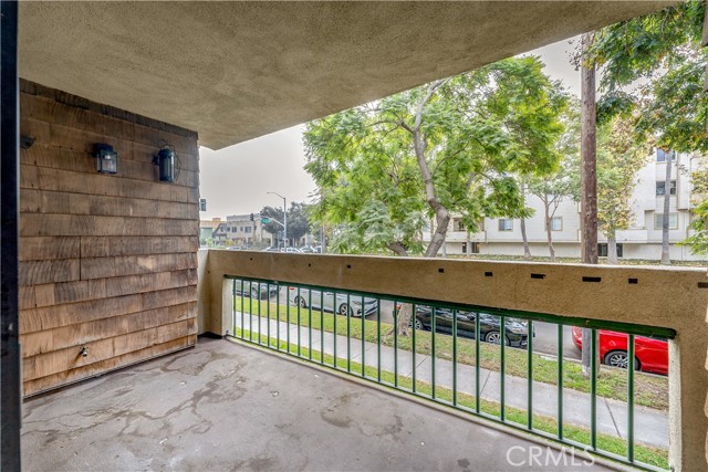 Detail Gallery Image 19 of 24 For 403 W 7th St #112,  Long Beach,  CA 90813 - 2 Beds | 2 Baths