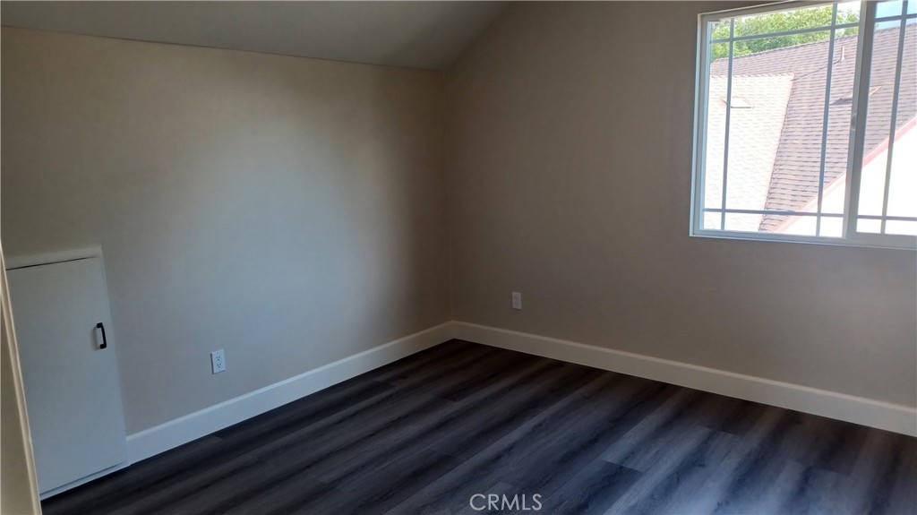 MLS #IV25091472 img 35