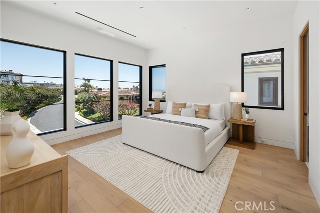 13 Ritz Cove Drive, Dana Point CA: https://media.crmls.org/medias/695d6b9d-a20a-407b-b60c-7c6755abb845.jpg