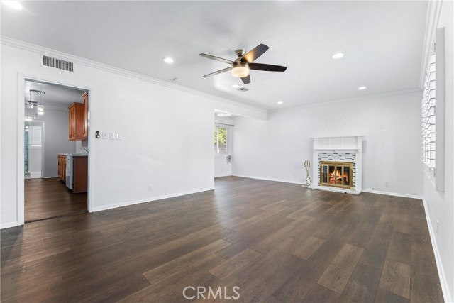 311 N Dexford Drive, La Habra CA: https://media.crmls.org/medias/695d9443-bc3e-47a8-a7e5-be8f586150ef.jpg