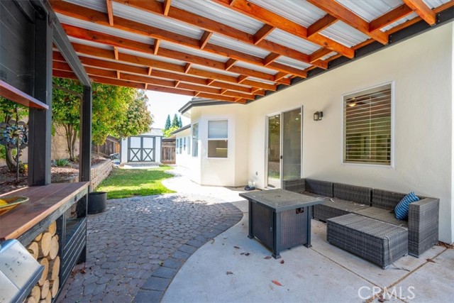 1050 Sleepy Hollow Road, Paso Robles CA: https://media.crmls.org/medias/695e024b-c562-45f9-a3a8-feecd880d488.jpg