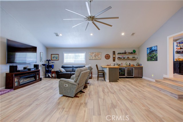 4513 E Tuolumne Road, Denair CA: https://media.crmls.org/medias/695e8462-177f-4691-bc1b-697798a06e93.jpg