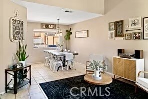 Detail Gallery Image 4 of 13 For 13775 Valera Way, Victorville,  CA 92392 - 4 Beds | 3 Baths