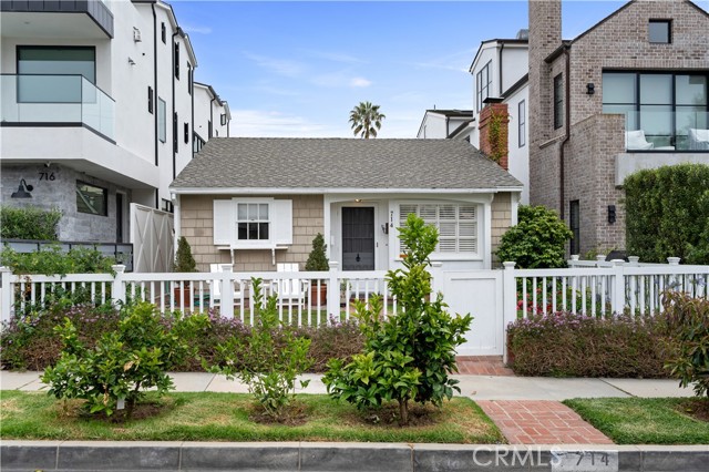 Detail Gallery Image 18 of 20 For 714 Heliotrope Ave, Corona Del Mar,  CA 92625 - 3 Beds | 2 Baths