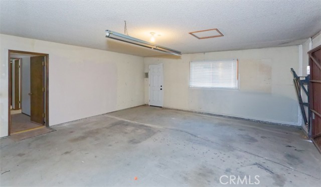 Detail Gallery Image 42 of 45 For 15490 Mondamon, Apple Valley,  CA 92307 - 4 Beds | 2 Baths