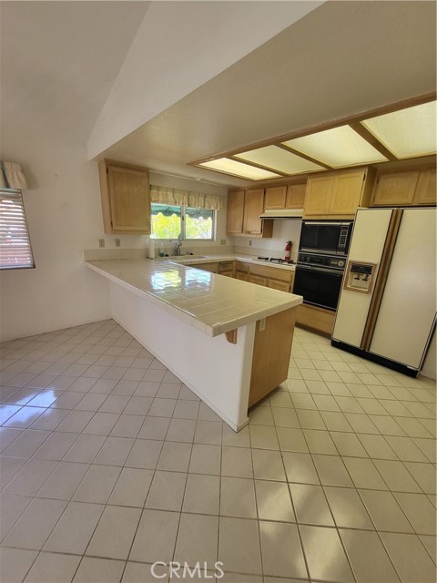 40132 ZAMURA Court, Murrieta CA: https://media.crmls.org/medias/69611c5c-0a3b-4758-9ac7-235eb090ed4c.jpg
