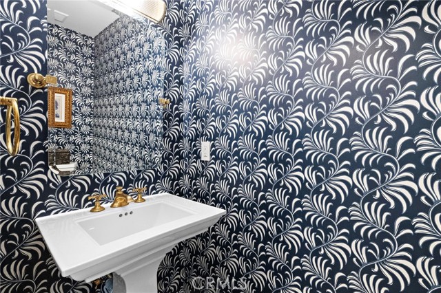 Detail Gallery Image 38 of 62 For 24332 Bellerive Circle, Laguna Niguel,  CA 92677 - 4 Beds | 3/1 Baths