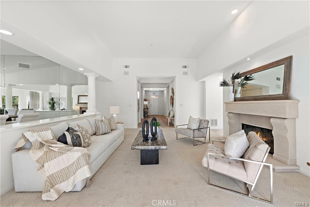 MLS #OC25263803 image #4