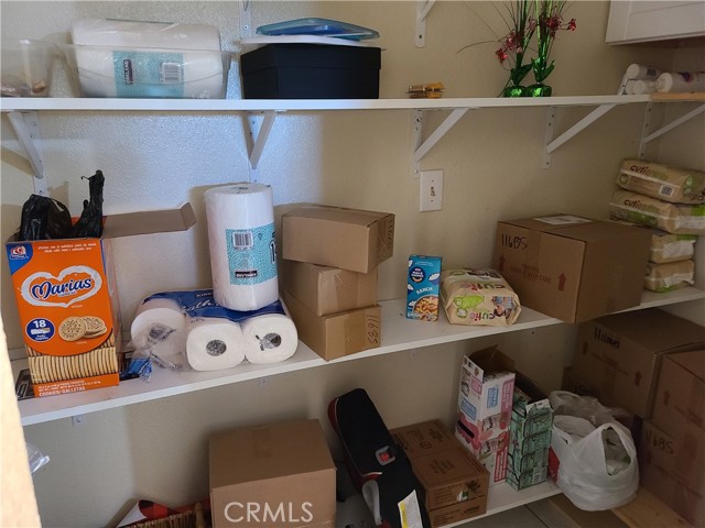 Detail Gallery Image 20 of 34 For 11685 Holmes, Jurupa Valley,  CA 91752 - 5 Beds | 2/1 Baths