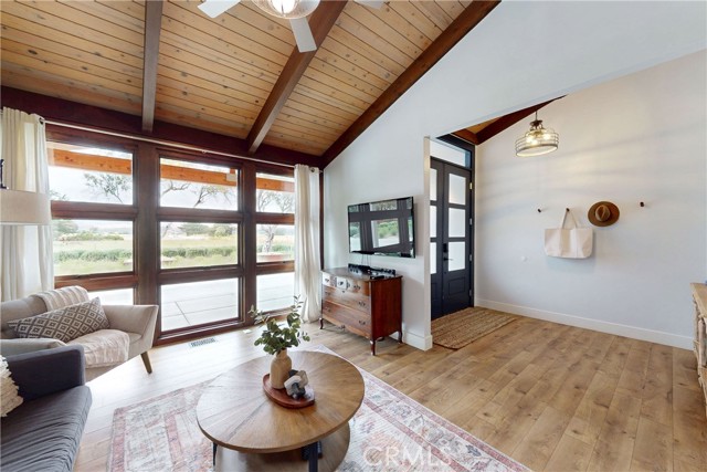 Detail Gallery Image 11 of 64 For 2289 Falcon Ridge Ln, Los Osos,  CA 93402 - 8 Beds | 6 Baths
