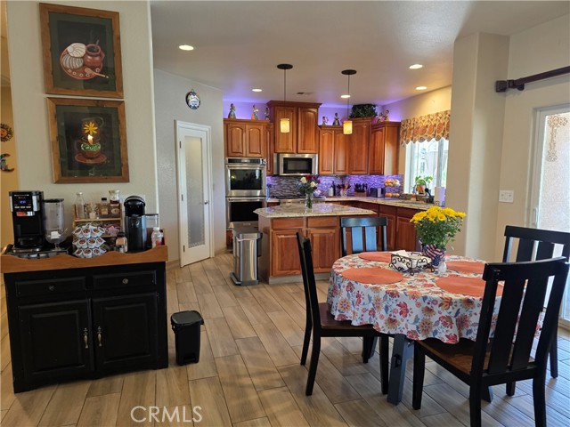 Detail Gallery Image 12 of 47 For 42036 Desert Sage Ave, Lancaster,  CA 93536 - 5 Beds | 3 Baths