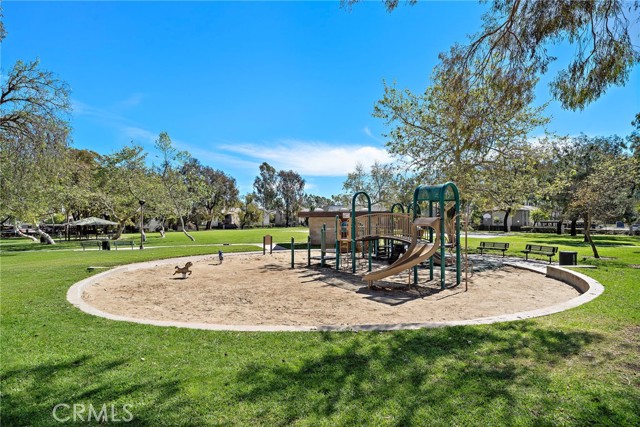 Detail Gallery Image 37 of 37 For 590 Traverse Dr, Costa Mesa,  CA 92626 - 4 Beds | 3 Baths