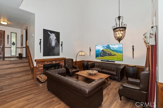 Detail Gallery Image 8 of 42 For 27456 White Fir Dr, Lake Arrowhead,  CA 92352 - 5 Beds | 3/2 Baths