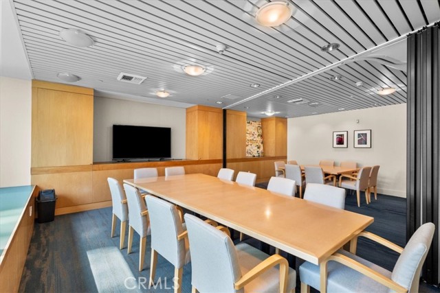 13600 Marina Pointe Dr., Marina del Rey CA: https://media.crmls.org/medias/6963de3d-bf64-4948-a12a-ce7d4ecce2c4.jpg
