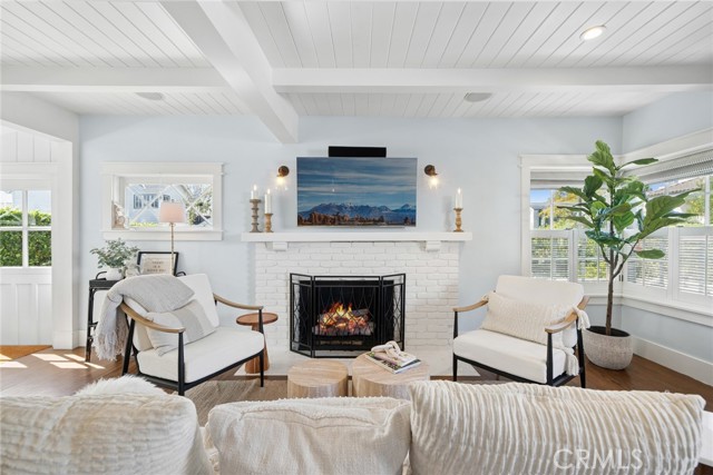 Detail Gallery Image 13 of 36 For 420 Acacia, Corona Del Mar,  CA 92625 - 3 Beds | 2 Baths
