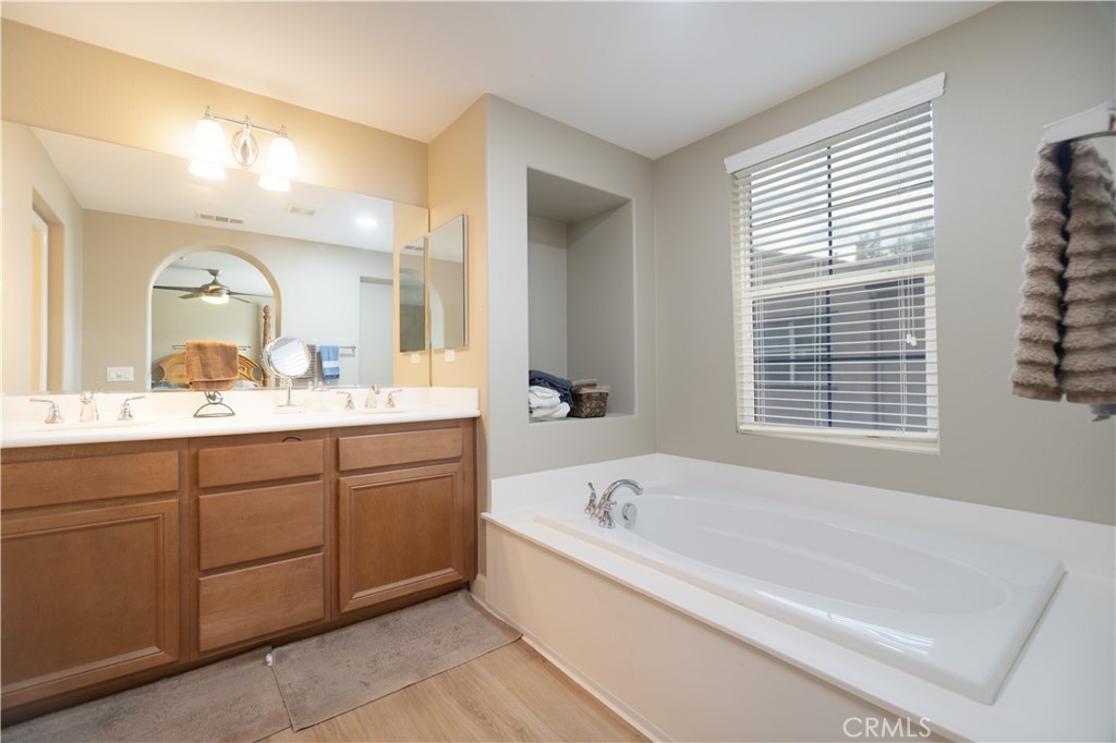 MLS #IG25198681 image #25