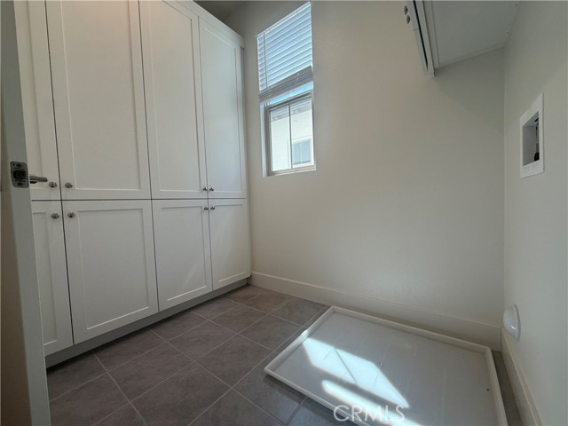 Detail Gallery Image 5 of 28 For 228 Maricopa, Irvine,  CA 92618 - 3 Beds | 2/1 Baths