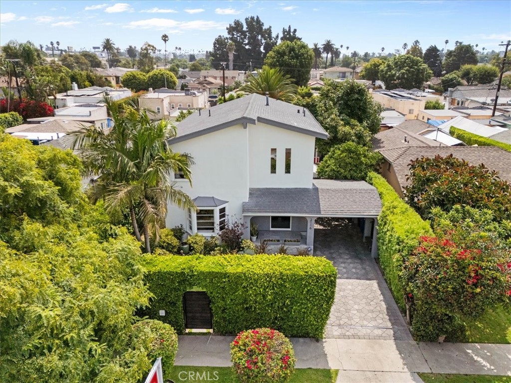 2116 S Cloverdale