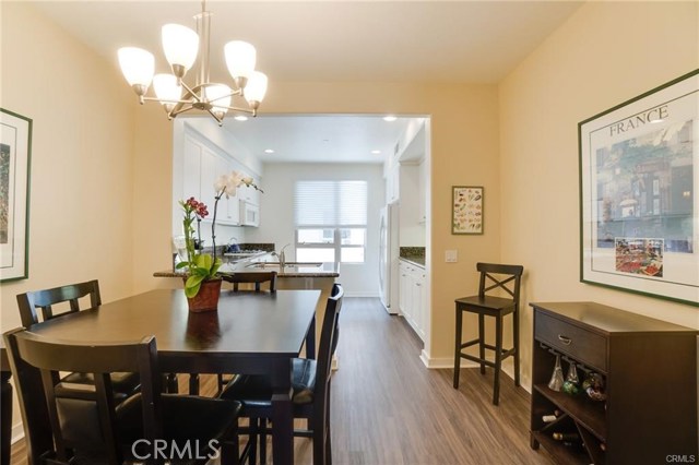 Detail Gallery Image 8 of 34 For 5408 W 149th Pl #4,  Hawthorne,  CA 90250 - 2 Beds | 3 Baths