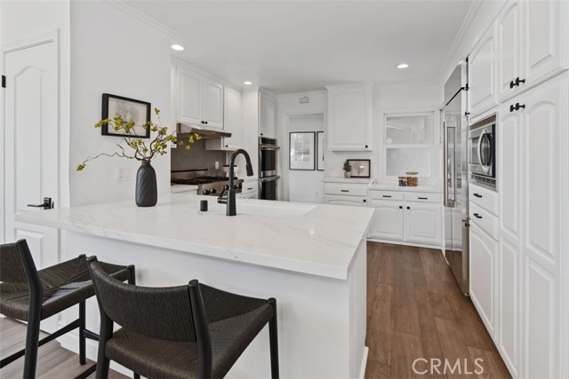 1056 Madison Place, Laguna Beach CA: https://media.crmls.org/medias/6965ec16-5854-4c26-8c1d-d82cc6900508.jpg