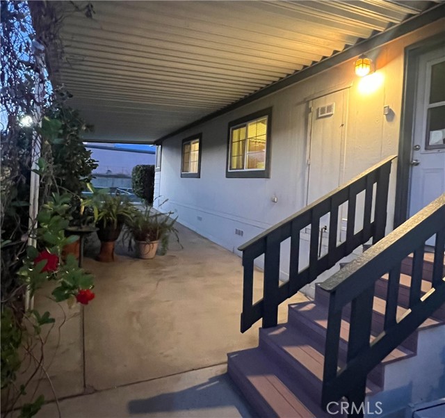 1400 W 13th Street, Upland CA: https://media.crmls.org/medias/69661abb-d205-49e0-91df-4f842ca4f827.jpg