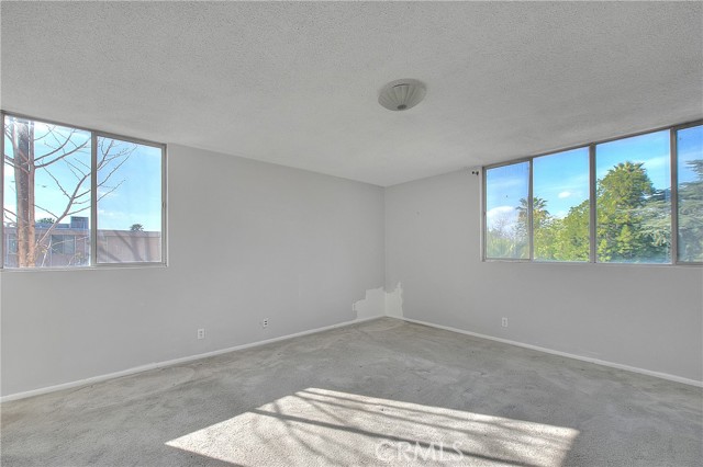 Detail Gallery Image 21 of 40 For 6979 Palm Ct, Riverside,  CA 92506 - 2 Beds | 2 Baths