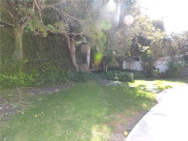 1604 Via Garfias, Palos Verdes Estates, California 90274, 2 Bedrooms Bedrooms, ,Residential,Sold,Via Garfias,SB17240788