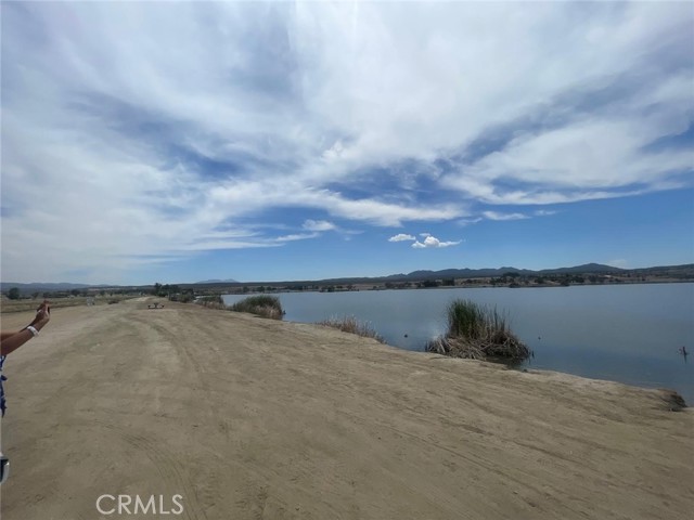 0 Roan Way, Aguanga CA: https://media.crmls.org/medias/6968bf1c-fca1-4ed1-8e1a-12bd8e4c0baa.jpg