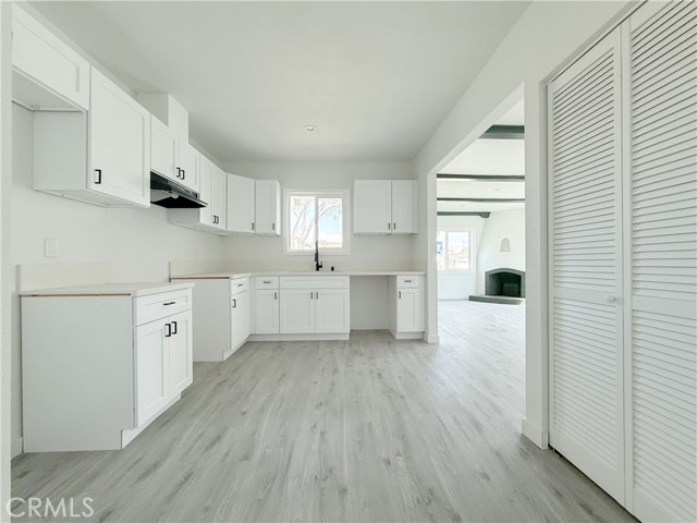 Detail Gallery Image 8 of 20 For 405 S Bradfield Ave, Compton,  CA 90221 - 3 Beds | 2 Baths