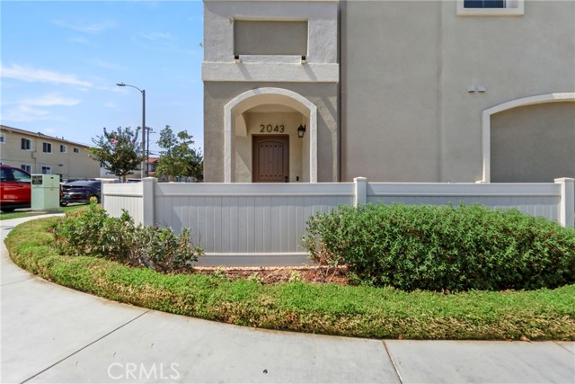 Detail Gallery Image 1 of 14 For 2043 Lincoln Ave, Torrance,  CA 90501 - 2 Beds | 2/1 Baths