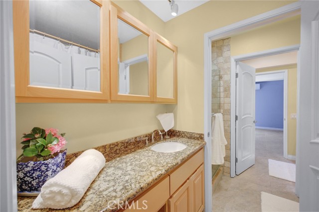2235 W 25th Street, San Pedro CA: https://media.crmls.org/medias/696a8dc2-73da-47a0-9863-e10b6097bd05.jpg