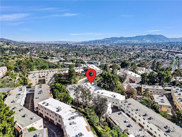 Detail Gallery Image 32 of 36 For 9502 via Salerno, Burbank,  CA 91504 - 2 Beds | 2/1 Baths