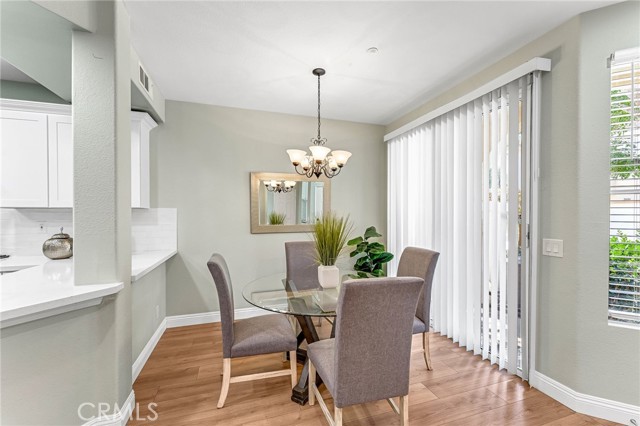 Detail Gallery Image 10 of 50 For 304 Birch Grove, Irvine,  CA 92618 - 2 Beds | 2/1 Baths